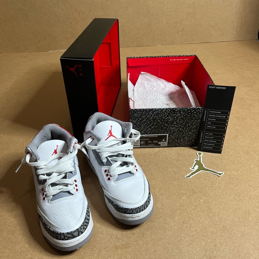 Air Jordan 3 Retro Fire Red